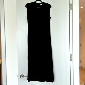 Long Black Sleeveless Dress